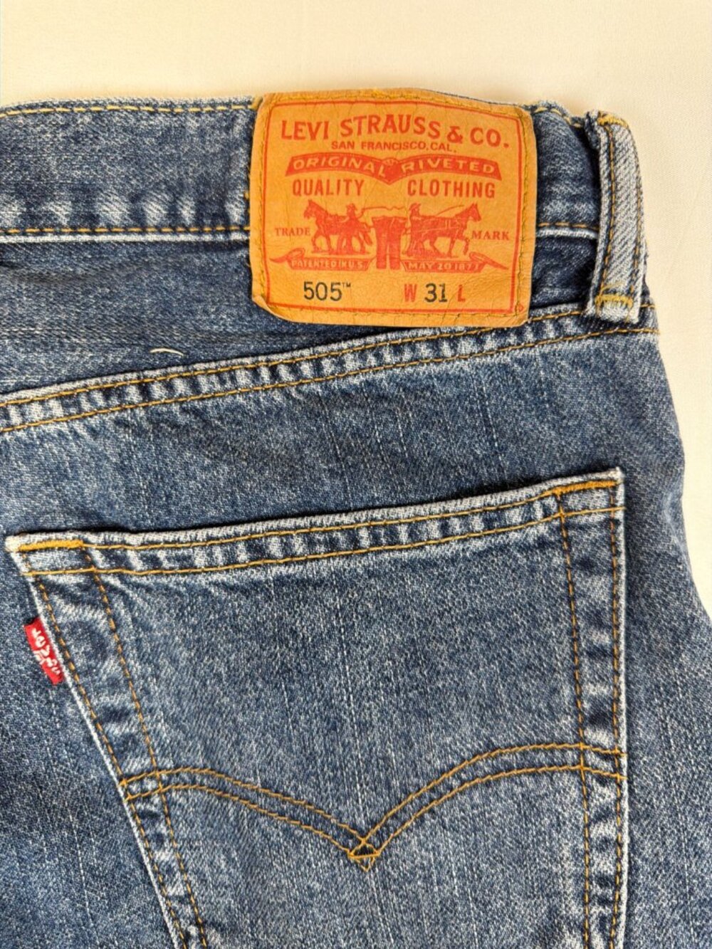 Levi's Men's 31 505 Straight Fit Denim Jean Shorts Blue Retro Cotton - Picture 3 of 7